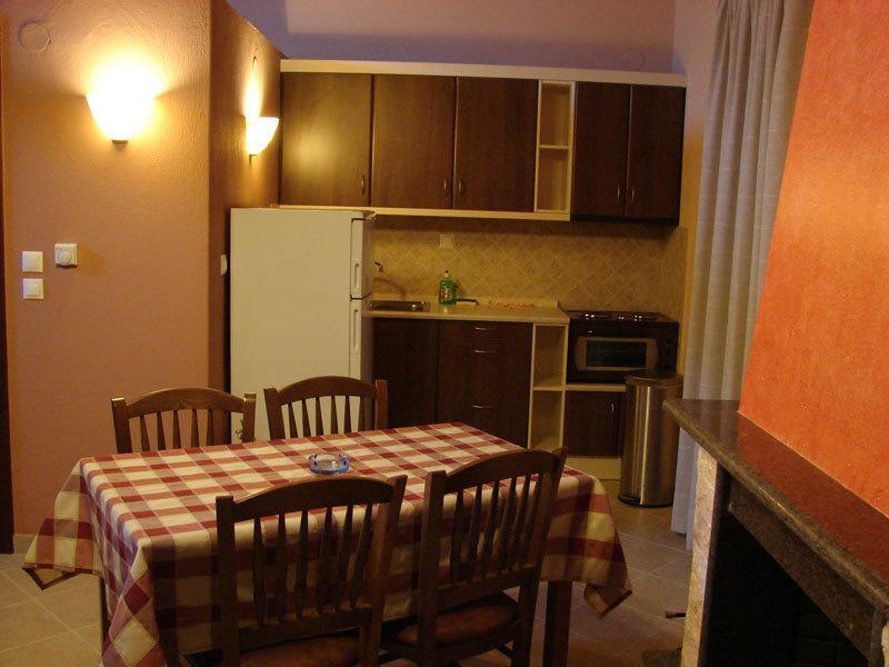 Karyon Apartments Kariófiton Extérieur photo